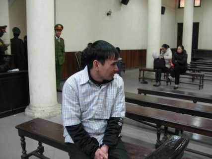 Gửi tin nhắn khiêu khích, bị chém đến chết