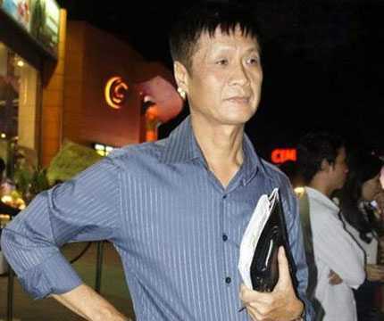 Lê Hoàng không quan tâm lùm xùm Nữ hoàng trang sức 2011