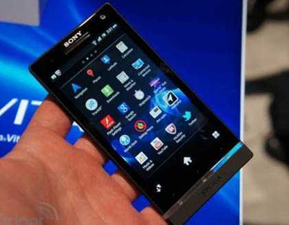 Xperia S lên kệ với giá 569 USD