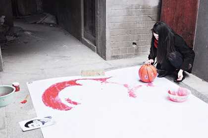 Video: Ngôi sao Yao Ming được vẽ bằng... bóng rổ