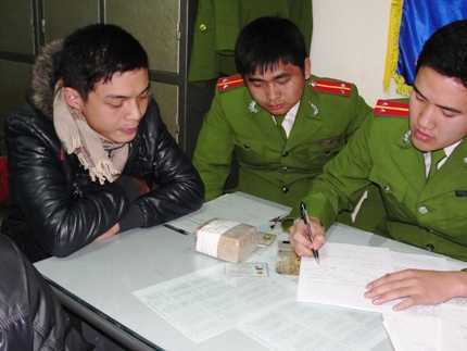 Hà Nội: Phá vụ vận chuyển 270 cây vàng lậu