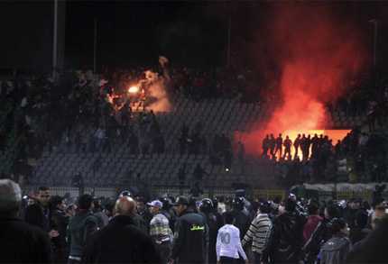 74 người chết sau trận đấu đẫm máu ở Ai Cập