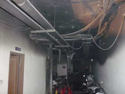 Hà Nội: Cháy chung cư 21 tầng, cư dân hoảng loạn