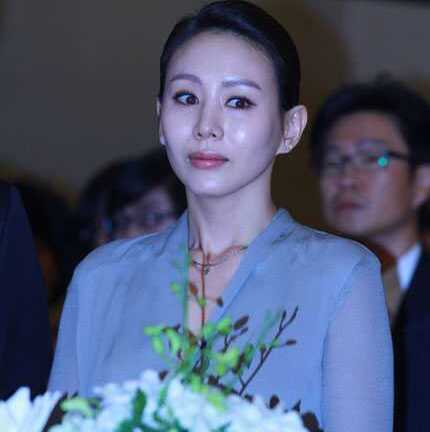 Sợ lộ hàng, 'Nữ hoàng Seon Duk' kín như bưng ở Hà Nội