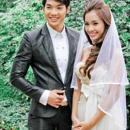 Trương Nam Thành bất ngờ cầu hôn Ái Phương