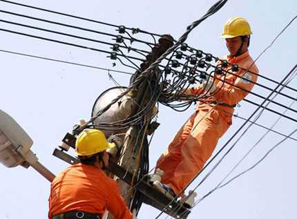 Bất ngờ kết quả kiểm tra lương EVN