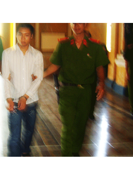 Sui gia đánh nhau, con rể đâm chết bố vợ