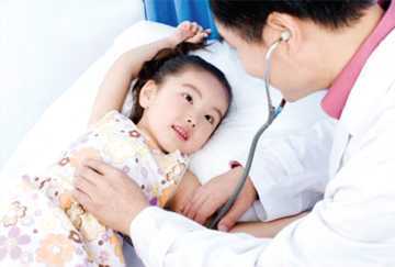 10 dấu hiệu 'báo động' sức khỏe trẻ