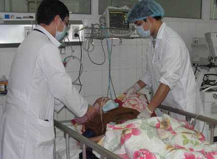 Năm 2012: Viện phí tăng, mức đóng BH y tế không tăng