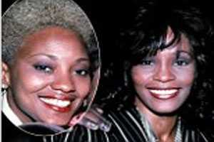 Whitney Houston mượn ma túy để quên mối tình đồng tính?