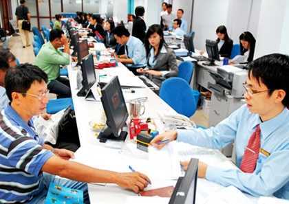 Hạ lãi suất: Phải chờ hết năm nay?