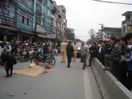 Vội vã vượt xe, nam thanh niên tai nạn tử vong