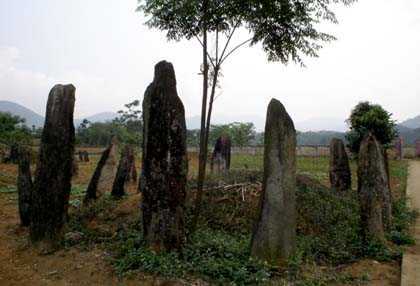 Phá tan “thánh địa ma” tìm cổ vật