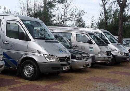 Thuê xe đi lễ: Nhiều chiêu 