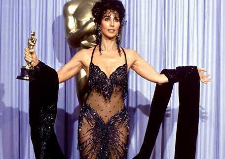 18 bộ trang phục xấu nhất lịch sử lễ trao giải Oscar