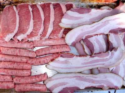 Tiếp tục lấy mẫu thịt trên thị trường để xét nghiệm