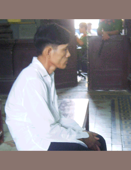 Trừng trị kẻ giở trò đồi bại với con hàng xóm