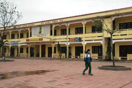 Vụ đầu độc HS tiểu học ở Bắc Ninh: Thử máu 2 em