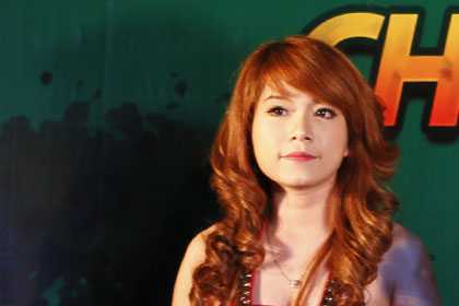 Miss Teen Yến My cực sung trong hit của Hoàng Thùy Linh