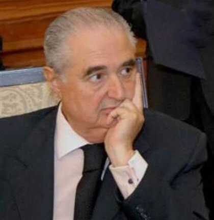 Đỗ xe sai luật, Phó Tổng thống bị phạt gần 100 USD