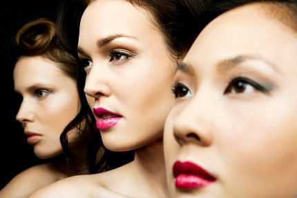 Quảng cáo mỹ phẩm: Những thủ thuật đánh lừa chị em