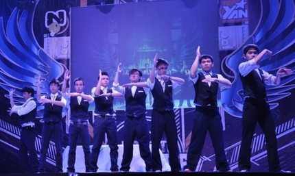 Rực cháy cơn bão chung kết Move It 2012