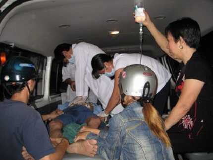 Một công nhân nguy kịch khi làm việc ngoài trời nắng