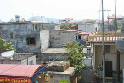 Hai cha con bị điện giật chết thảm tại sân chùa