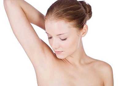 Tẩy trắng vùng da nách theo cách tự nhiên