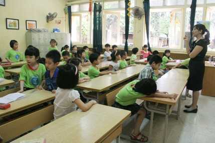 Nhốn nháo như lớp học trong trường Thực Nghiệm