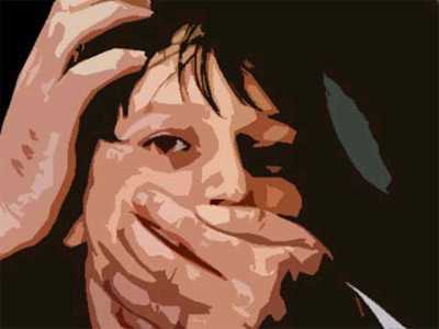 Kẻ hãm hiếp con gái riêng của người tình lĩnh án