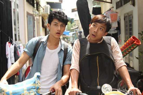 Phim Việt thử 'liều' ra rạp mùa phim bom tấn