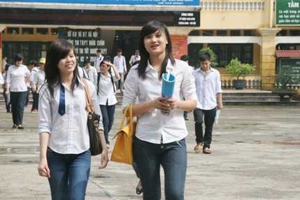 Thi tốt nghiệp THPT 2012: Đề Địa lý dài, gắn thời sự