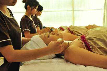 Da sáng dáng xinh - Rinh thẻ quà tặng Spa Beauty Royal