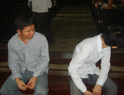 Dùng roi điện sát hại tài xế cướp ô tô