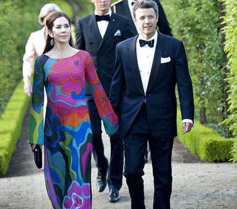 Chuyện Công nương Đan Mạch đặt may áo dài Việt Nam