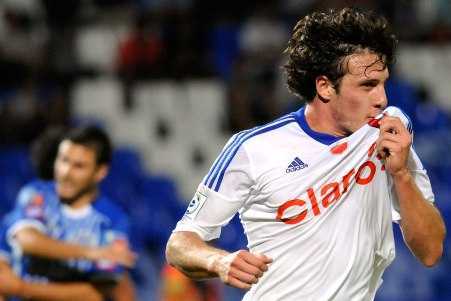 Sau Kagawa, MU bỏ 3 triệu bảng mua 'Nistelrooy mới'