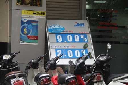 Từ giờ tới hết năm 2012: Lãi suất sẽ “dậm chân tại chỗ”