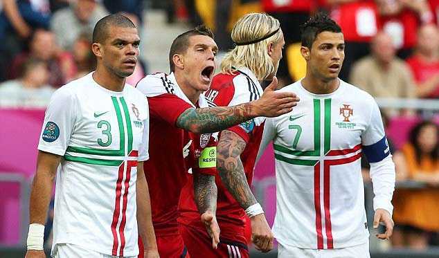 Ronaldo im sóng, Bồ Đào Nha thắng to ở bảng tử thần