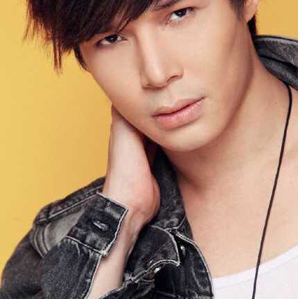 Nathan Lee: Người mẫu chưa bị gạ gẫm thì lạ lắm!