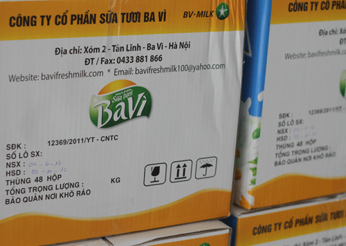 Phạt hành chính, tiêu hủy sữa tươi nhái nhãn Ba Vì