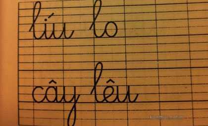 Phụ huynh mua sách ‘ngọng’ sẽ được bồi thường tiền