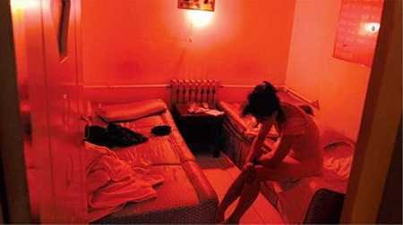 Thế giới 24h: Cứu 11 phụ nữ Việt khỏi động mại dâm TQ