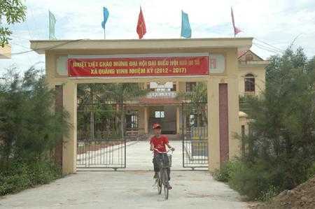 Chuyện cười ra nước mắt ở xã có 500 cán bộ?