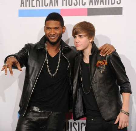Justin Bieber nổi nóng với MC, Usher ‘mất vía’ vì fan