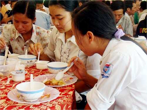 Những dịch vụ 'cho không' sĩ tử mùa thi đại học 2012