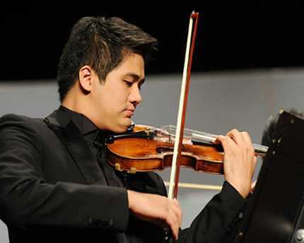 Lindsay Lohan hẹn hò sao phim 'người lớn'?