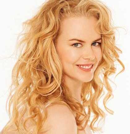 Nicole Kidman phớt lờ chuyện ly hôn Tom - Katie