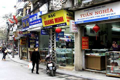 Doanh nghiệp vàng ‘biến tướng’ để ‘sống sót’