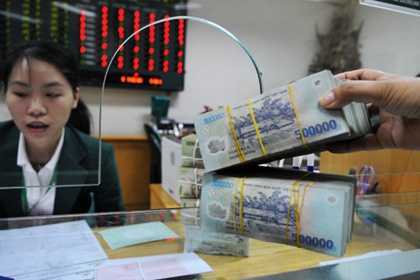 Chuyên gia ngân hàng tư vấn gửi tiết kiệm hiệu quả